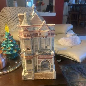 Victorian house replica